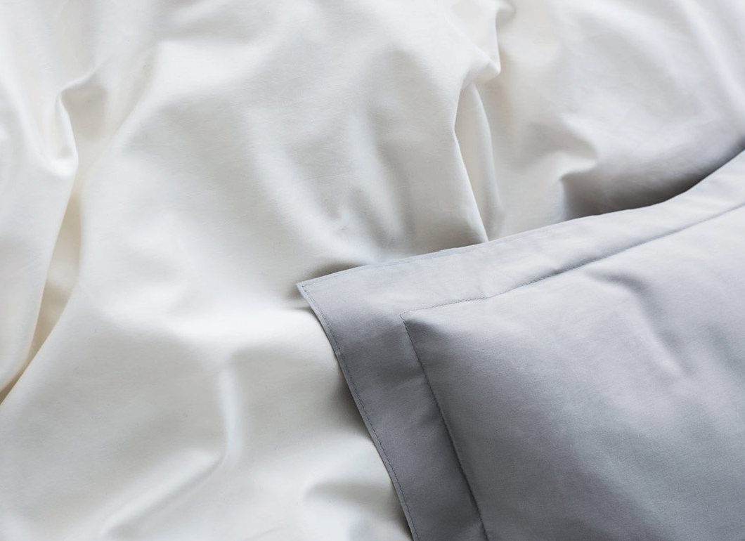 Sateen Pillowcase and Sheet